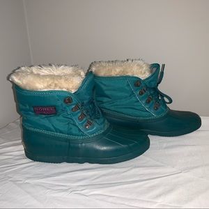 Sorel Rubber & Canvas w/ Faux Fur Trim Teal Ankle Boots
